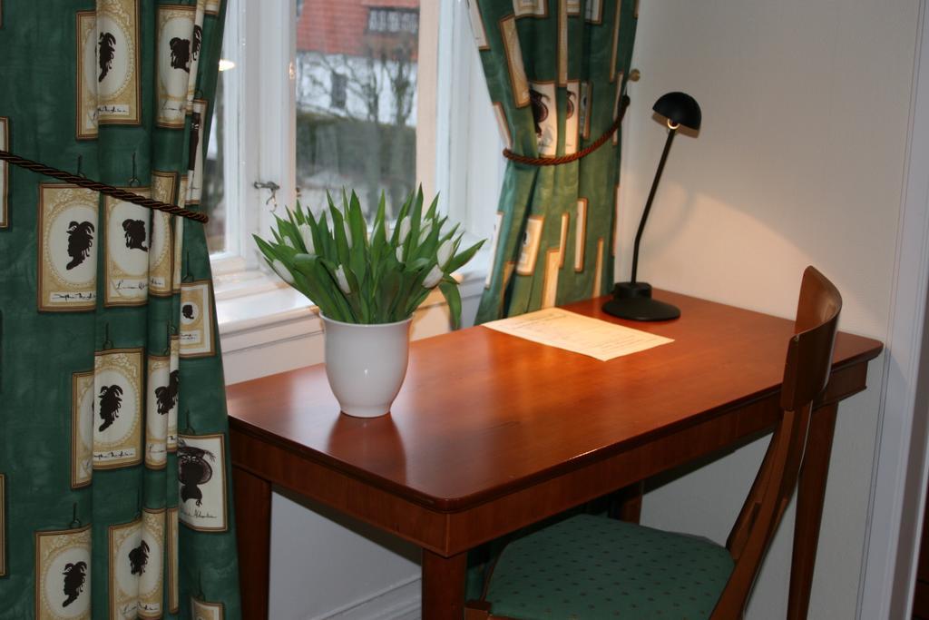 Stadshotellet Soelvesborg Chambre photo
